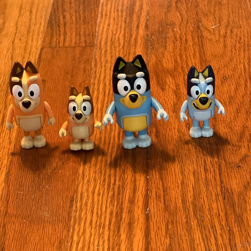 Bluey and Family Character Set 4pk Set 3 Inches Bluey, Bandit, Bingo and Chilli